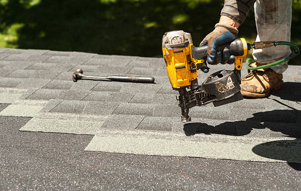 Roof Gutter Cleaning in Bellaire, OH